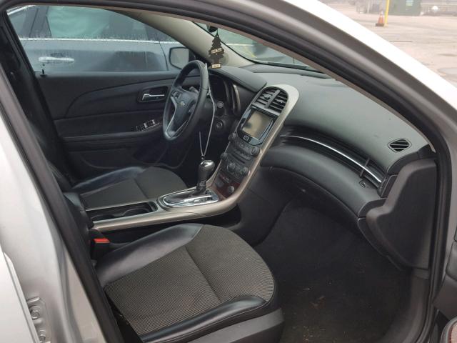 1G11D5RR2DF102810 - 2013 CHEVROLET MALIBU 1LT GRAY photo 5