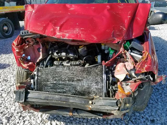 2C8GT64L13R205719 - 2003 CHRYSLER TOWN & COU RED photo 9