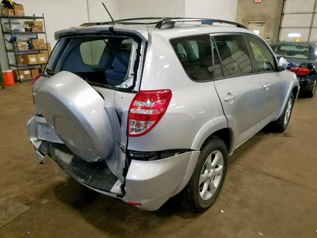 2T3DF4DV2CW196942 - 2012 TOYOTA RAV4 LIMIT SILVER photo 4