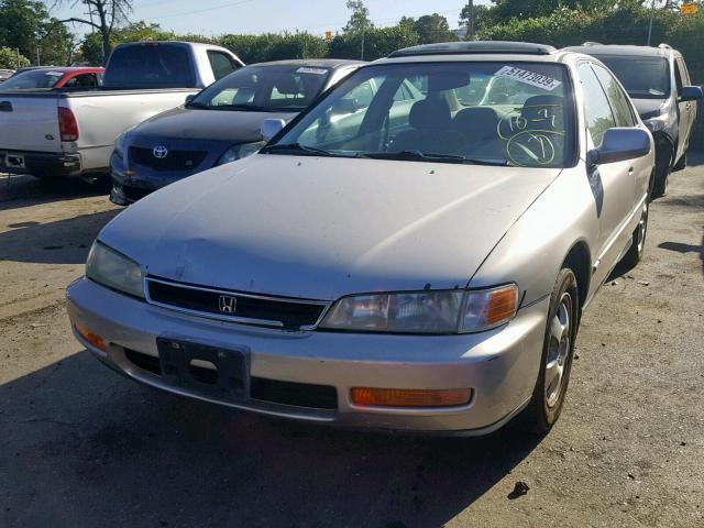 1HGCD5607VA126347 - 1997 HONDA ACCORD GOLD photo 2