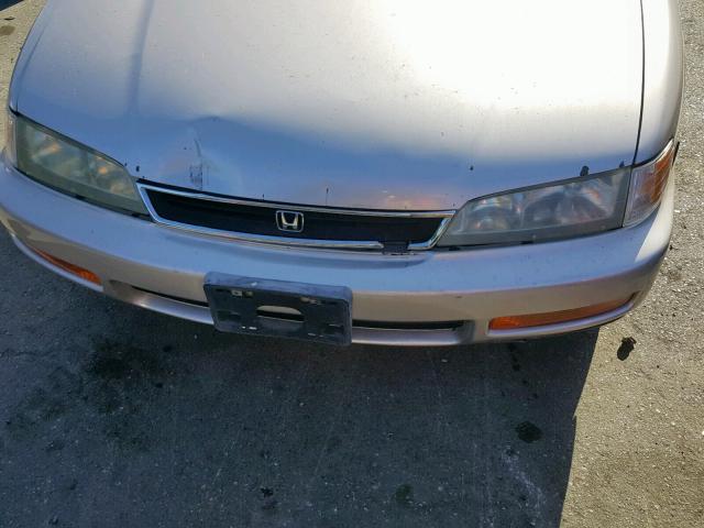 1HGCD5607VA126347 - 1997 HONDA ACCORD GOLD photo 9