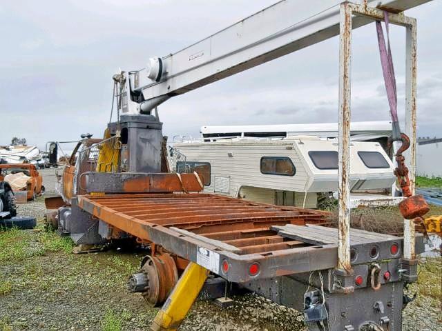 1FDXK84A4JVA33464 - 1988 FORD F800 F WHITE photo 3