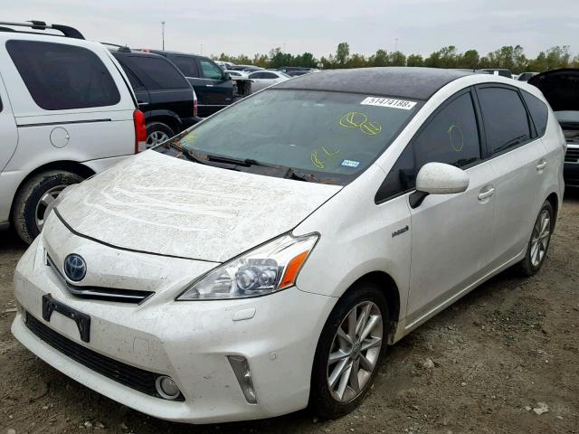 JTDZN3EU9D3261038 - 2013 TOYOTA PRIUS V WHITE photo 2