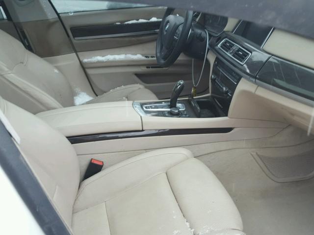 WBAYE8C50DD133590 - 2013 BMW 750LI WHITE photo 5