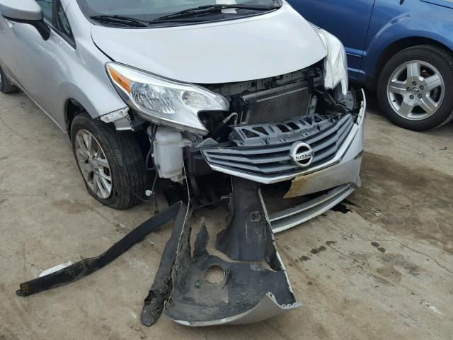 3N1CE2CP3FL435760 - 2015 NISSAN VERSA NOTE SILVER photo 9