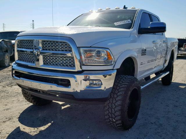 3C6UR5FJ2JG106930 - 2018 RAM 2500 LARAM WHITE photo 2