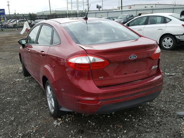 3FADP4BJ1HM135366 - 2017 FORD FIESTA SE RED photo 3