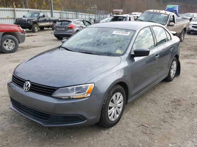 3VW2K7AJ7EM228369 - 2014 VOLKSWAGEN JETTA BASE GRAY photo 2