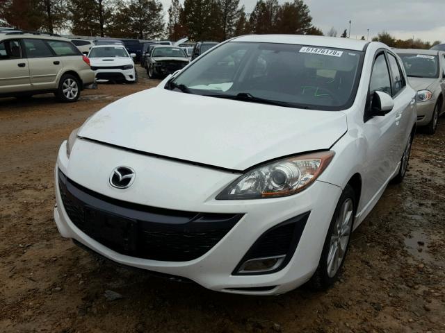 JM1BL1K57B1392440 - 2011 MAZDA 3 S WHITE photo 2