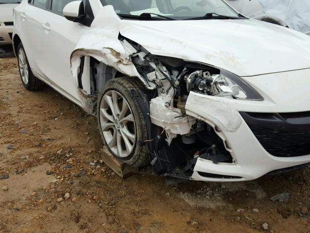 JM1BL1K57B1392440 - 2011 MAZDA 3 S WHITE photo 9