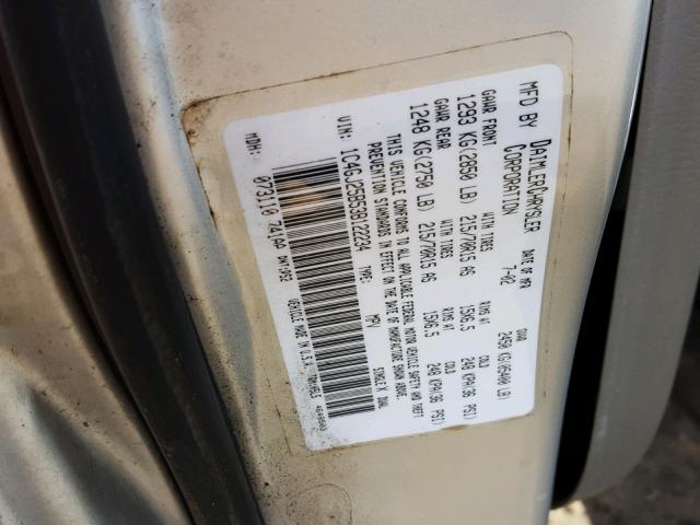 1C4GJ25B53B122234 - 2003 CHRYSLER VOYAGER SILVER photo 10