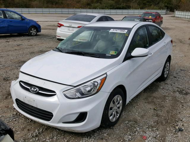 KMHCT4AE6HU314533 - 2017 HYUNDAI ACCENT SE WHITE photo 2