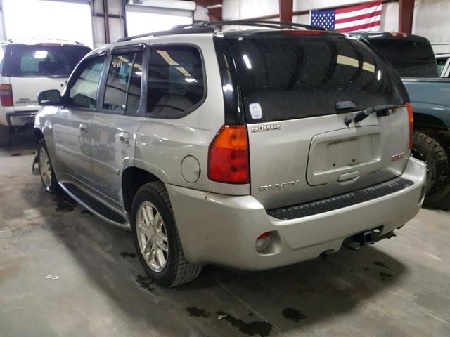 1GKES63MX82235544 - 2008 GMC ENVOY DENA SILVER photo 3