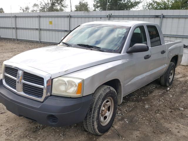 1D7HE28K25S329287 - 2005 DODGE DAKOTA QUA SILVER photo 9