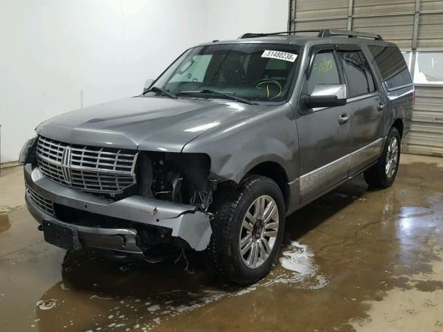 5LMJJ3J56AEJ07936 - 2010 LINCOLN NAVIGATOR 灰色 照片 2