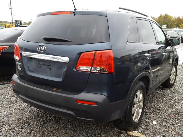 5XYKT4A16BG086104 - 2011 KIA SORENTO BA CHARCOAL photo 4