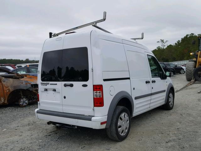 NM0LS7DN7BT069207 - 2011 FORD TRANSIT CO WHITE photo 4