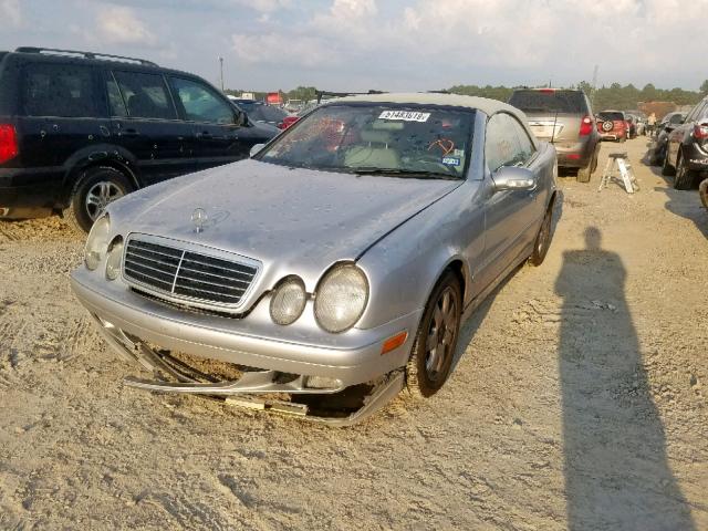 WDBLK65G82T105871 - 2002 MERCEDES-BENZ CLK 320 SILVER photo 2