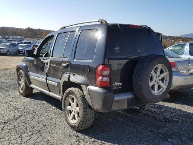 1J4GL58K85W693519 - 2005 JEEP LIBERTY LI BLACK photo 3