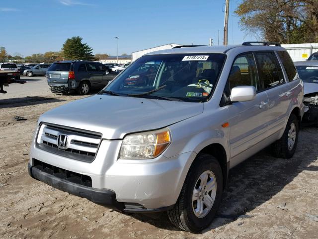 5FNYF18298B045240 - 2008 HONDA PILOT VP SILVER photo 2