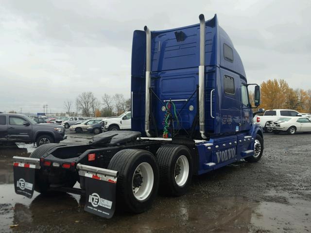 4V4NC9EJ5BN292726 - 2011 VOLVO VN VNL BLUE photo 4