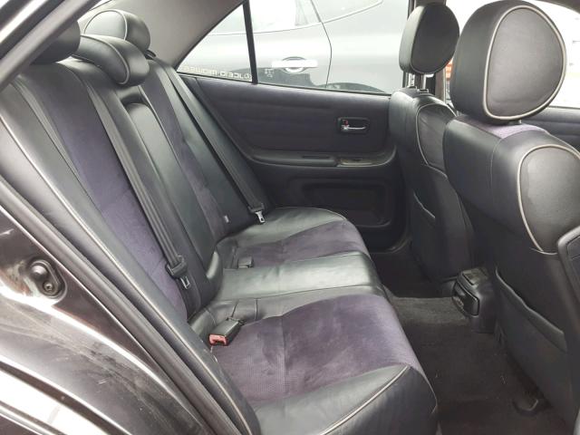 JTHBD192120059485 - 2002 LEXUS IS 300 GRAY photo 6