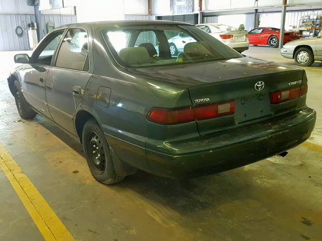 4T1BG28K0XU558399 - 1999 TOYOTA CAMRY CE GREEN photo 3