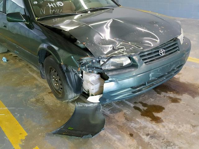 4T1BG28K0XU558399 - 1999 TOYOTA CAMRY CE GREEN photo 9