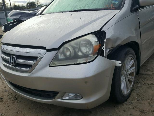 5FNRL38866B088086 - 2006 HONDA ODYSSEY TO SILVER photo 9