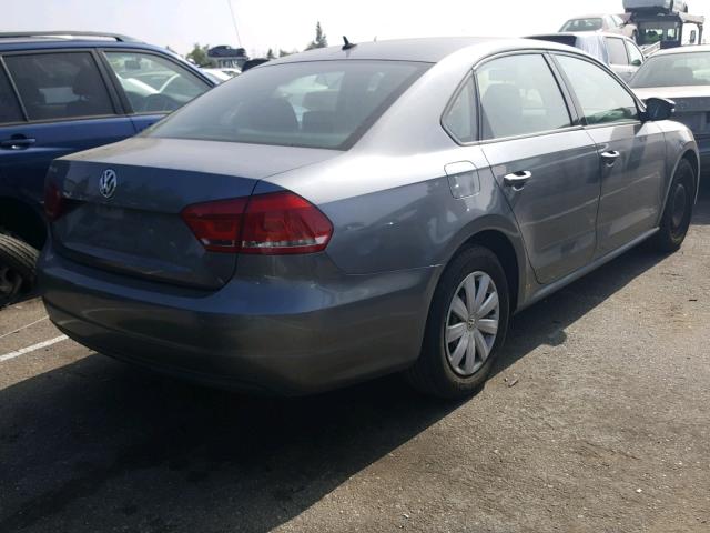 1VWAP7A35DC046507 - 2013 VOLKSWAGEN PASSAT S BLUE photo 4