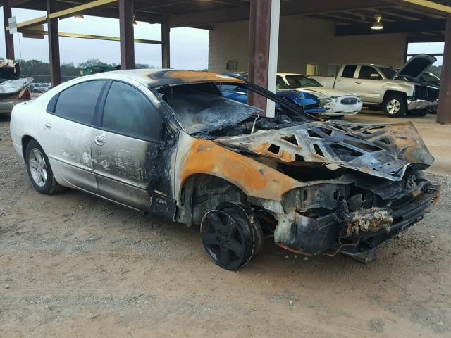 2B3HD46RX4H584401 - 2004 DODGE INTREPID S 白色 照片 1