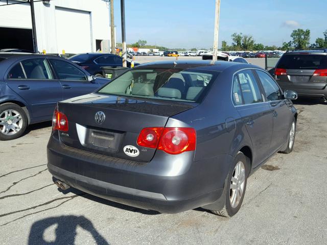 3VWEF71K97M115357 - 2007 VOLKSWAGEN JETTA WOLF SILVER photo 4