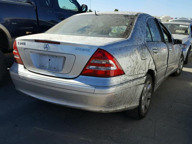 WDBRF81J35F610585 - 2005 MERCEDES-BENZ C 240 4MAT SILVER photo 4