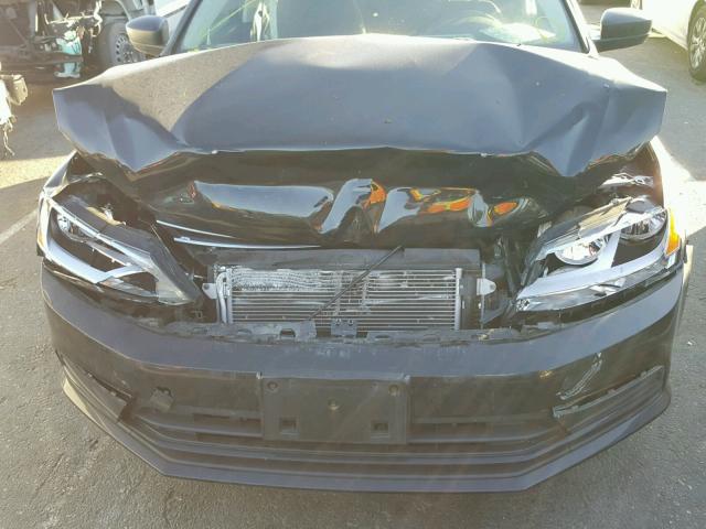 3VW2K7AJ8FM283317 - 2015 VOLKSWAGEN JETTA BASE Սև լուսանկար 9