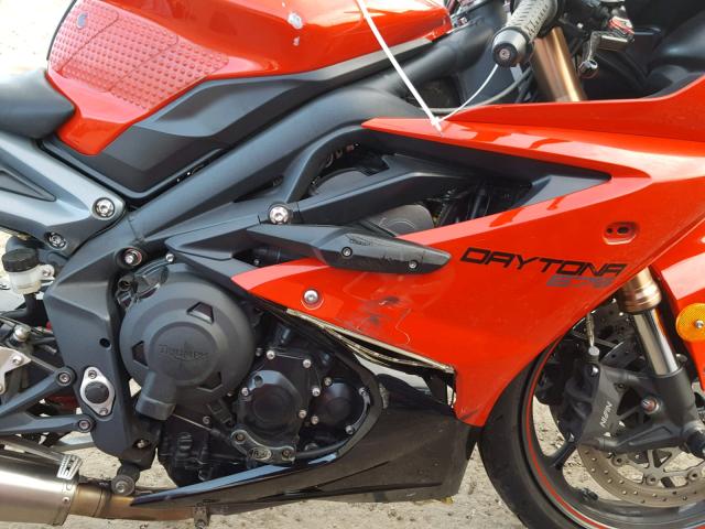 SMTA01YK9DJ582469 - 2013 TRIUMPH MOTORCYCLE DAYTONA 67 RED photo 7