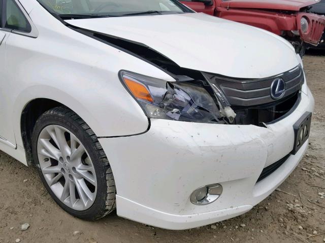 JTHBB1BA8A2017695 - 2010 LEXUS HS 250H WHITE photo 9