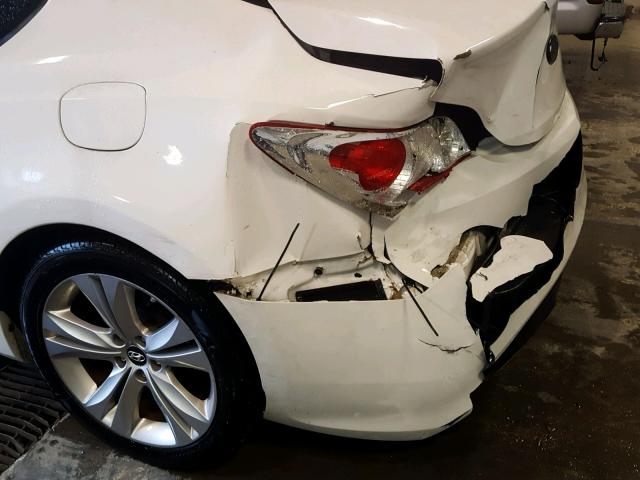 KMHHT6KD3CU076866 - 2012 HYUNDAI GENESIS CO WHITE photo 9