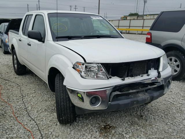 1N6AD0ER0AC427918 - 2010 NISSAN FRONTIER C WHITE photo 1