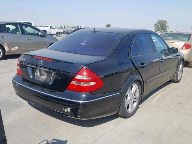 WDBUF65J44A411789 - 2004 MERCEDES-BENZ E 320 BLACK photo 4