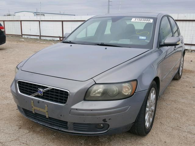 YV1MS382552120756 - 2005 VOLVO S40 2.4I GRAY photo 2