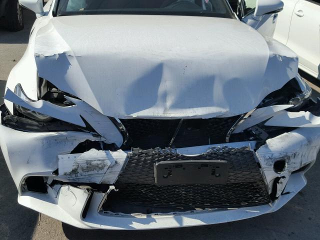 JTHBA1D27G5001438 - 2016 LEXUS IS 200T WHITE photo 9