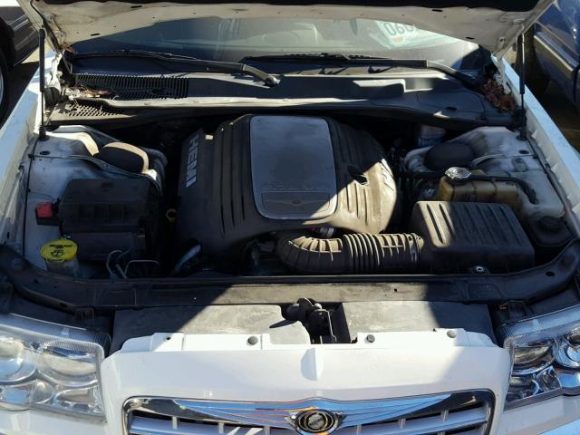 2C3KA63H56H519564 - 2006 CHRYSLER 300C WHITE photo 7