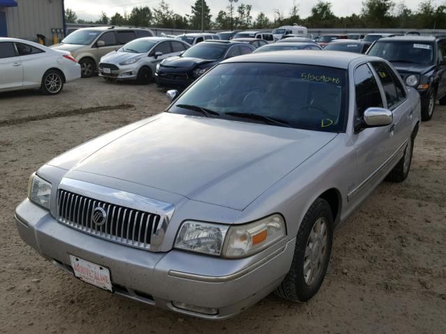 2MEHM75V67X613903 - 2007 MERCURY GRAND MARQ SILVER photo 2