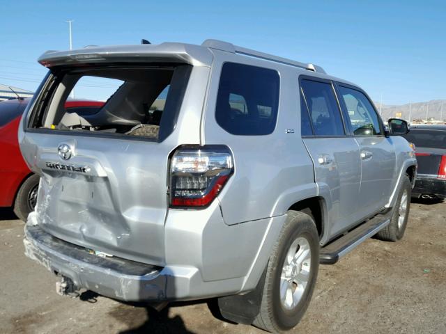 JTEBU5JR6G5283455 - 2016 TOYOTA 4RUNNER SR 银色 照片 4