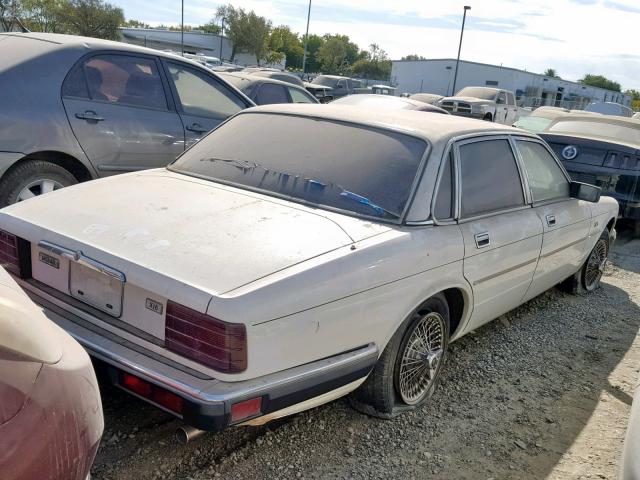 SAJHY1547KC560758 - 1989 JAGUAR XJ6 WHITE photo 4