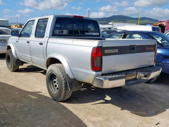 1N6ED27T8YC337786 - 2000 NISSAN FRONTIER C SILVER photo 3