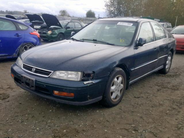 1HGCE6661SA029938 - 1995 HONDA ACCORD EX GREEN photo 2