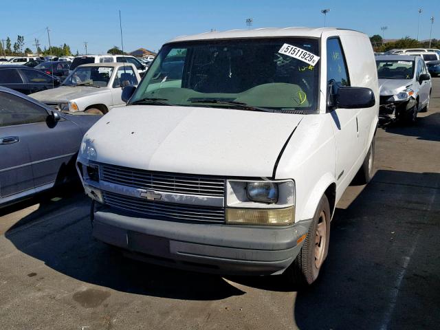 1GCDM19X12B153697 - 2002 CHEVROLET ASTRO WHITE photo 2