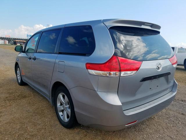 5TDZK3DC9DS280396 - 2013 TOYOTA SIENNA GRAY photo 3