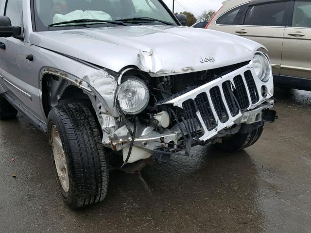 1J4GL58K86W142282 - 2006 JEEP LIBERTY LI SILVER photo 9